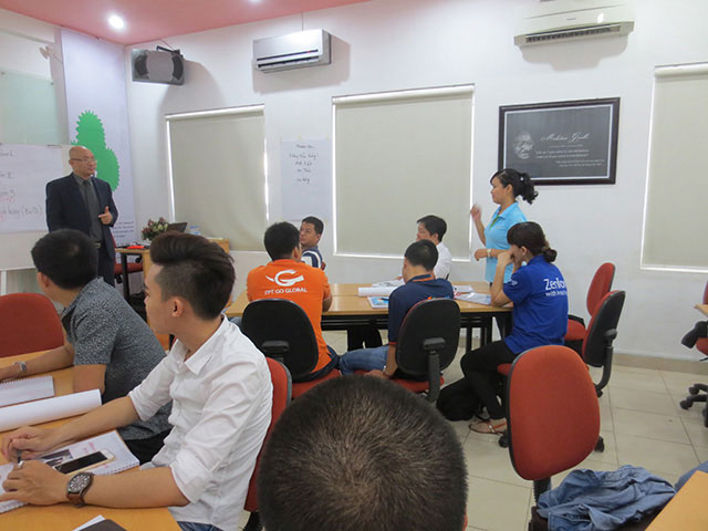 Kỹ năng bán hàng & Marketing chuyên nghiệp - FPT Services (16 & 17.05.2015)